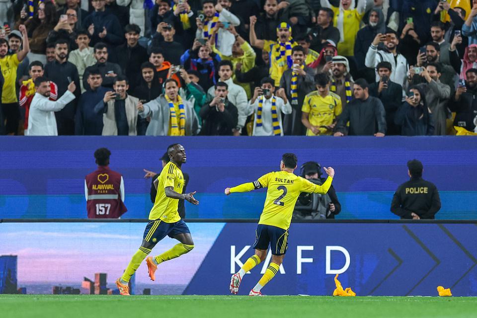 世界杯官方正版软件下载-C罗尴尬！罢赛后球队2战全胜+0失球 2-0斩落卫冕冠军 距榜首仅1分